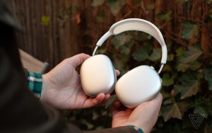 AirPods Max头戴式耳机