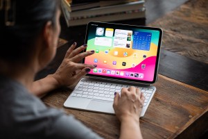 13英寸iPad Pro (2024) 优雅展示