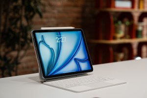 11英寸iPad Air M3 正面展示