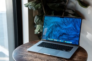 Apple MacBook Air 15 (2025, M4)