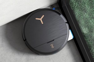 黑五抢先购：Roborock和Eufy扫地机器人最高省1300美元